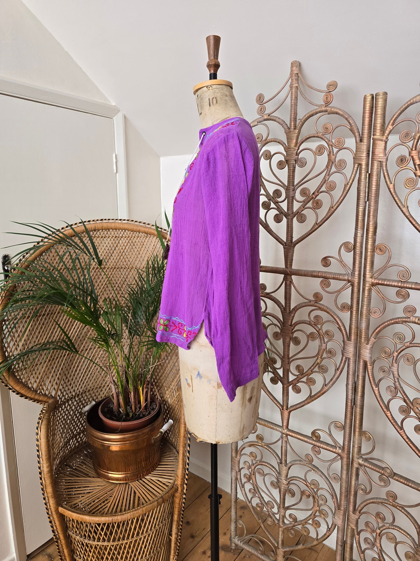 Vintage embroidered cotton blouse