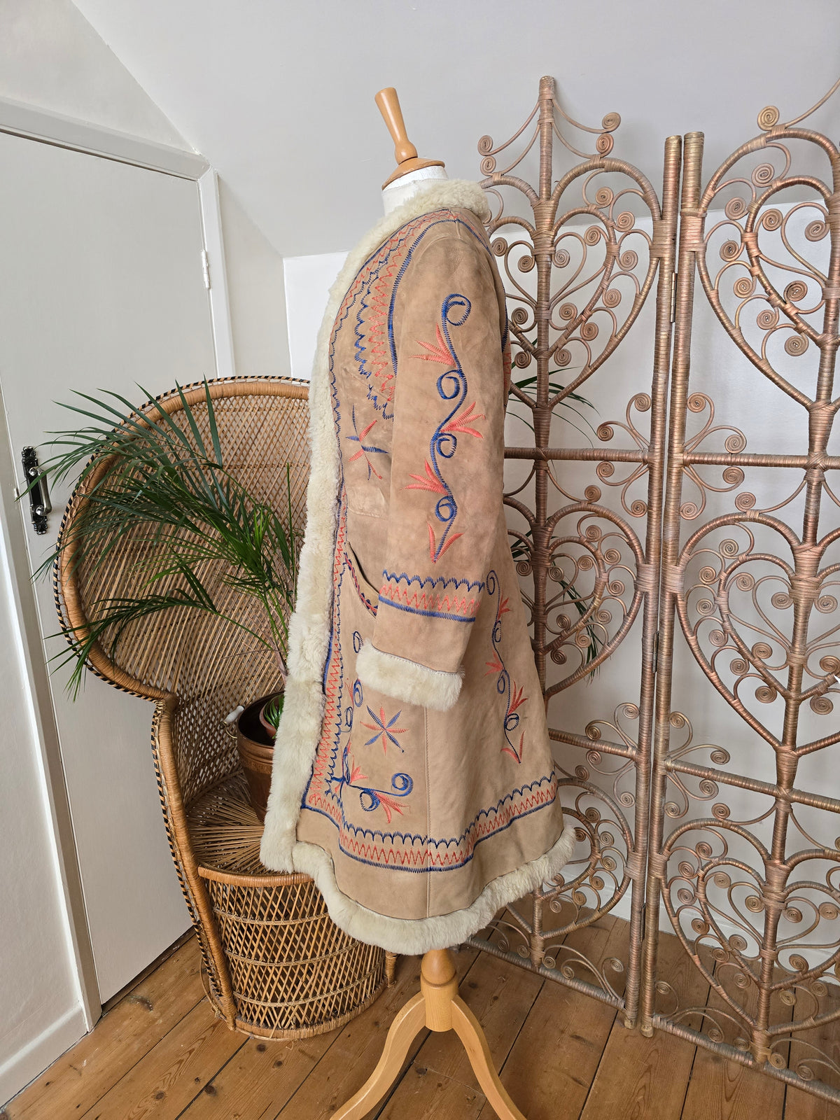Vintage Afghan embroidered 70s coat