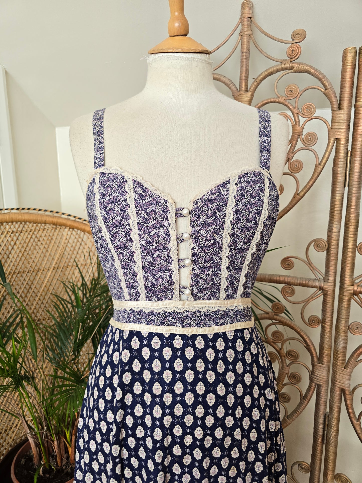 Vintage Gunne Sax maxi dress