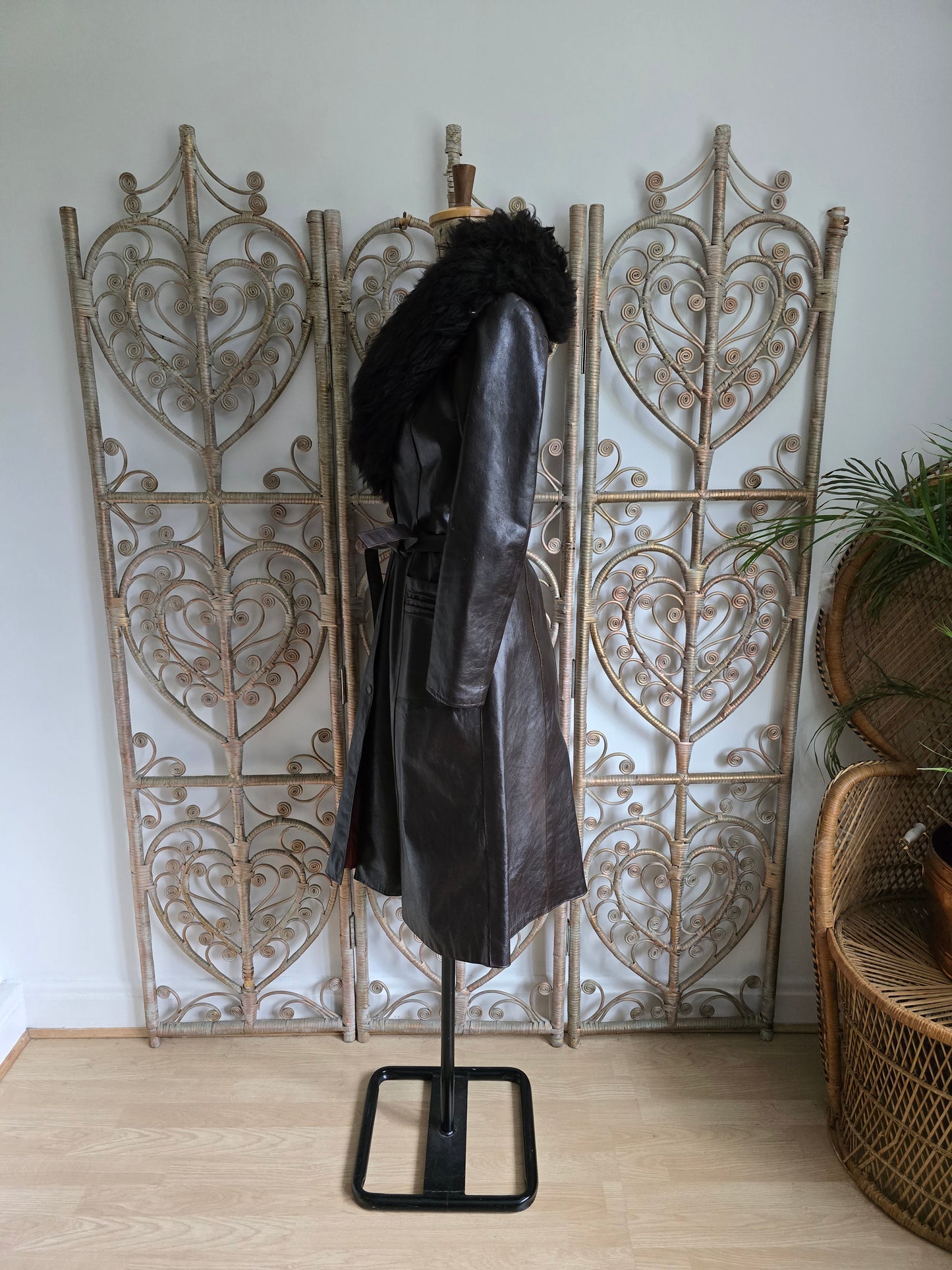 Vintage 70s leather coat