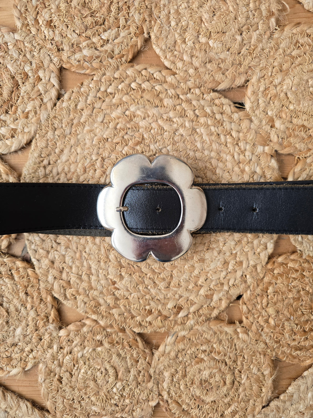 Vintage flower leather belt