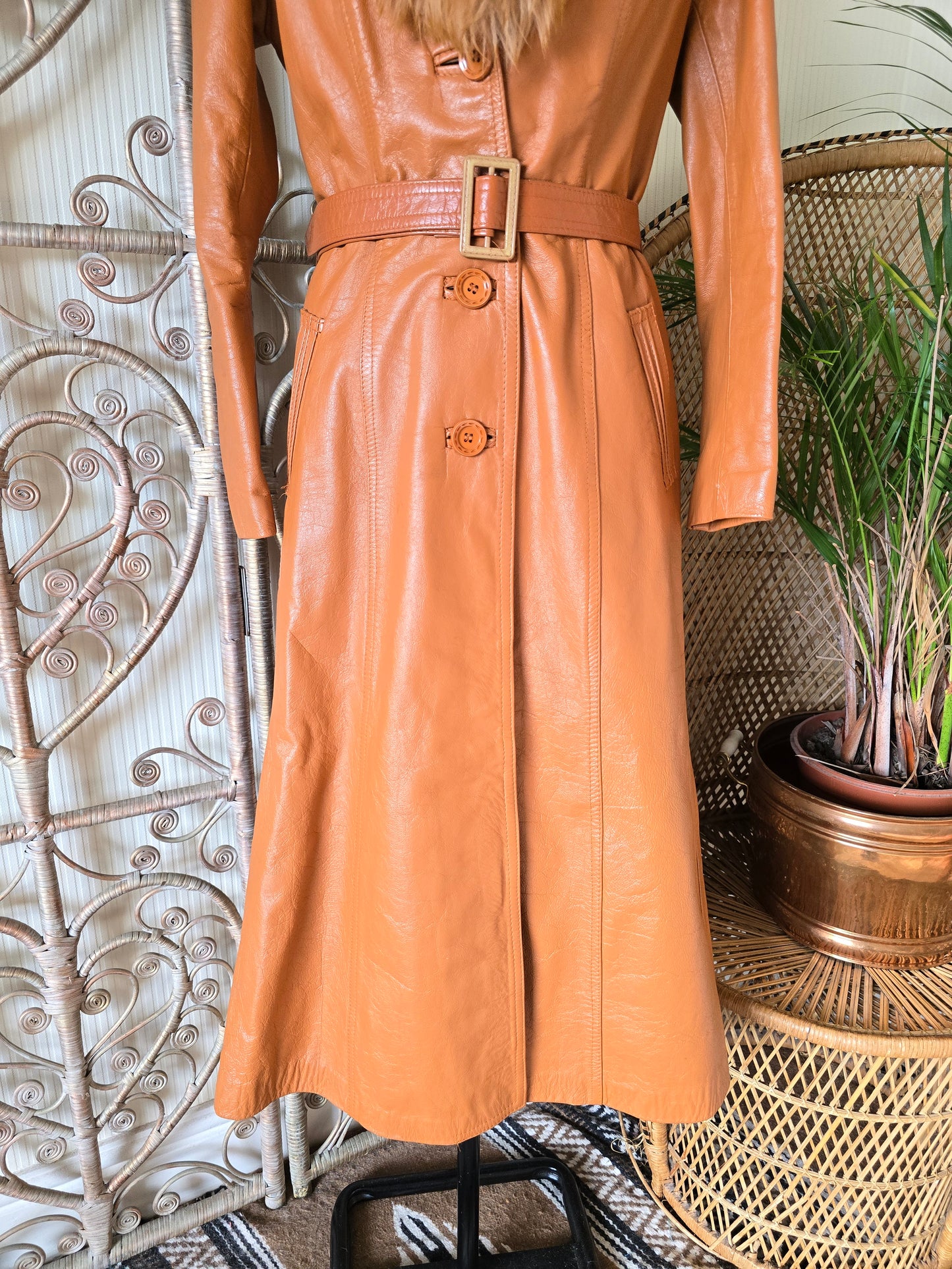 Vintage sheepskin collar leather coat