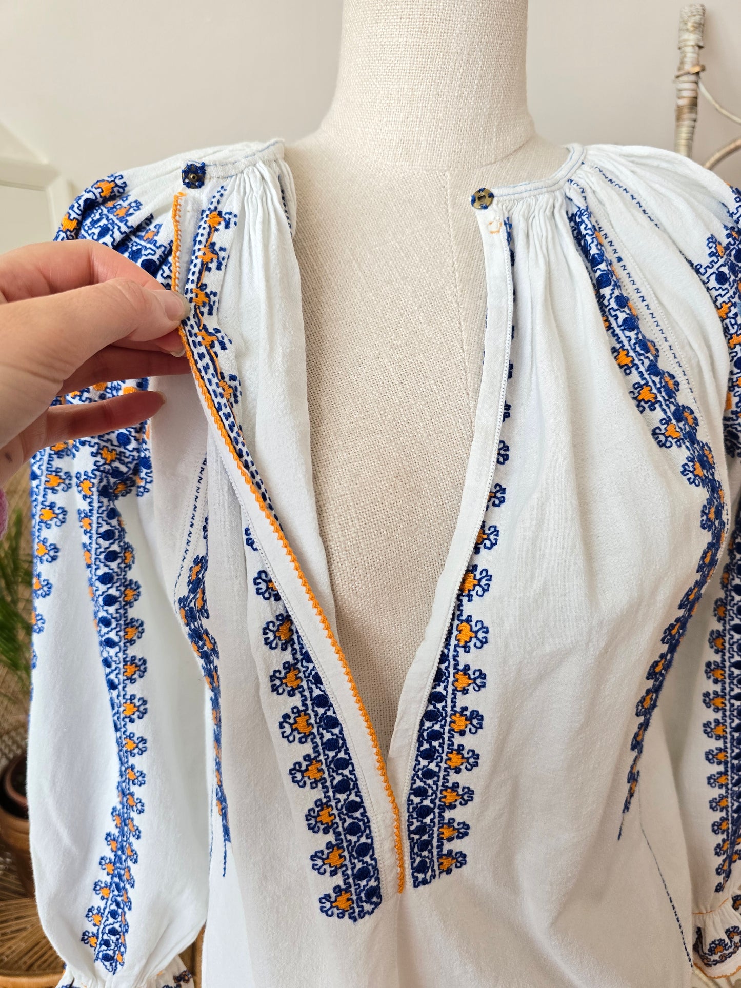Vintage cotton Romanian blouse