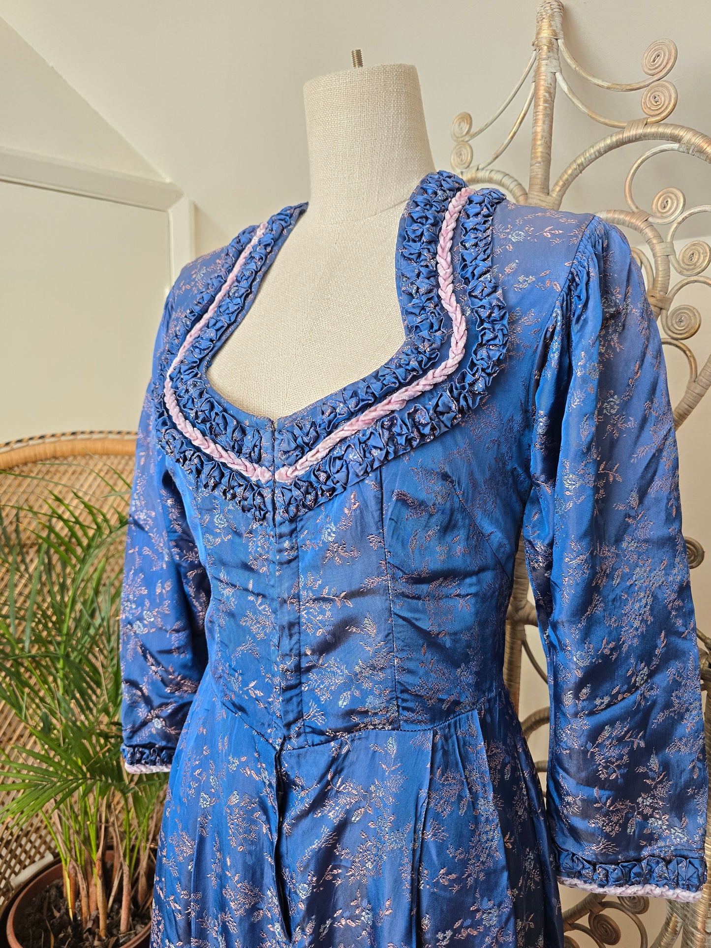 Vintage iridescent 50s 60s dress