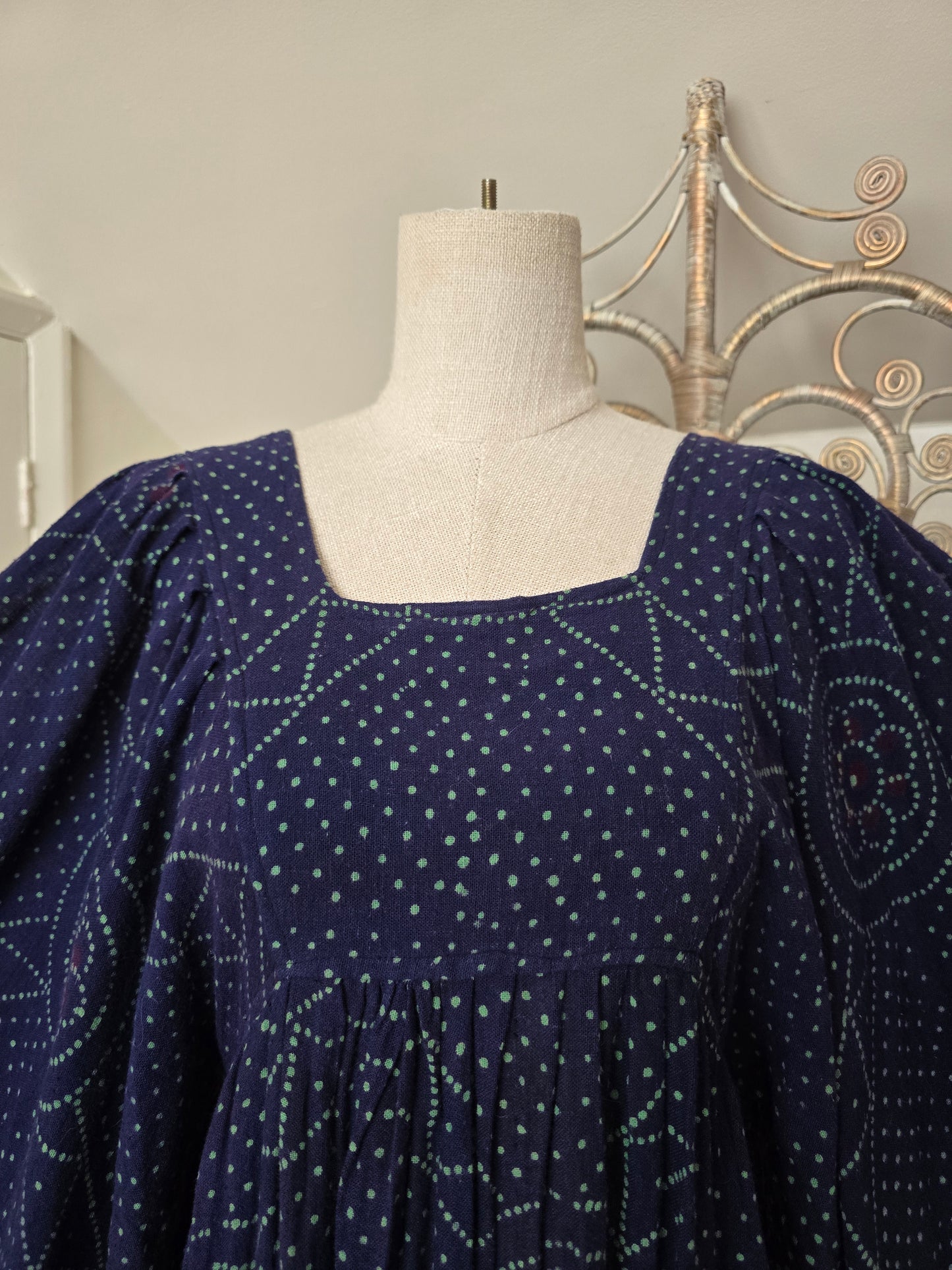 Vintage angel sleeves dress