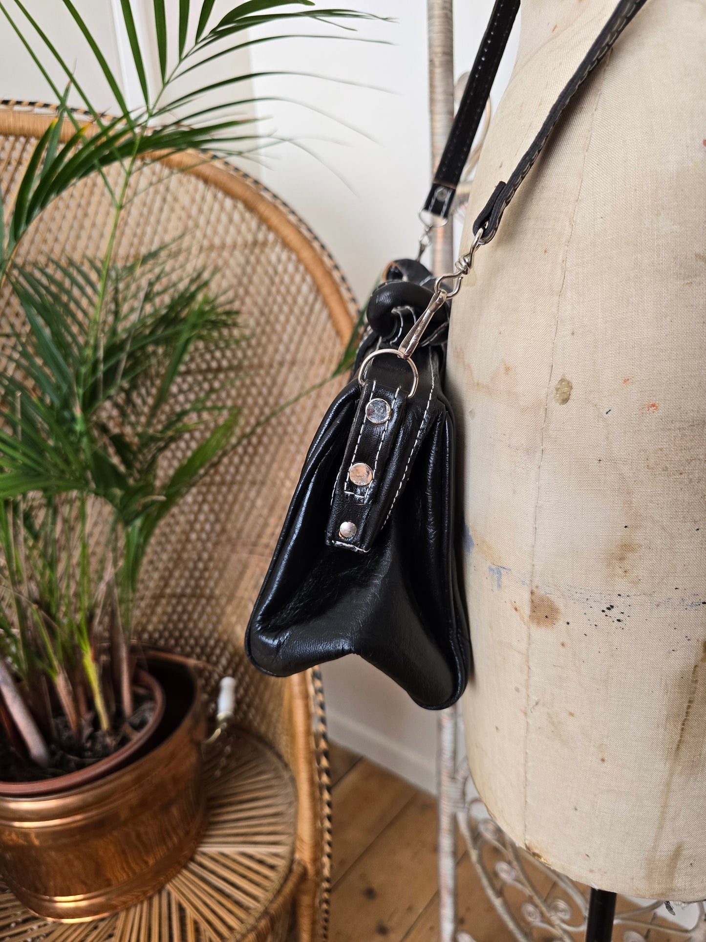 Vintage leather briefcase bag