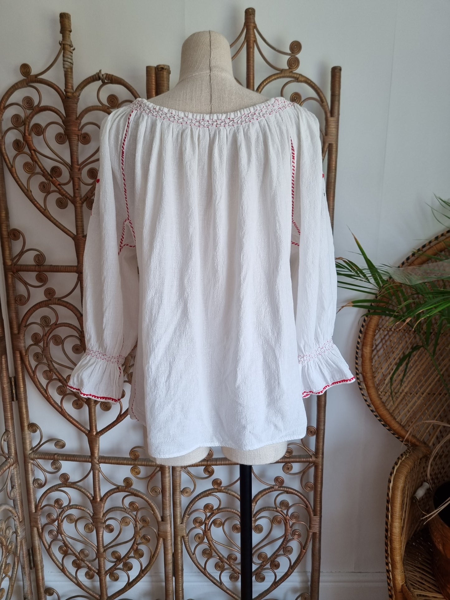 Vintage cheesecloth embroidered blouse