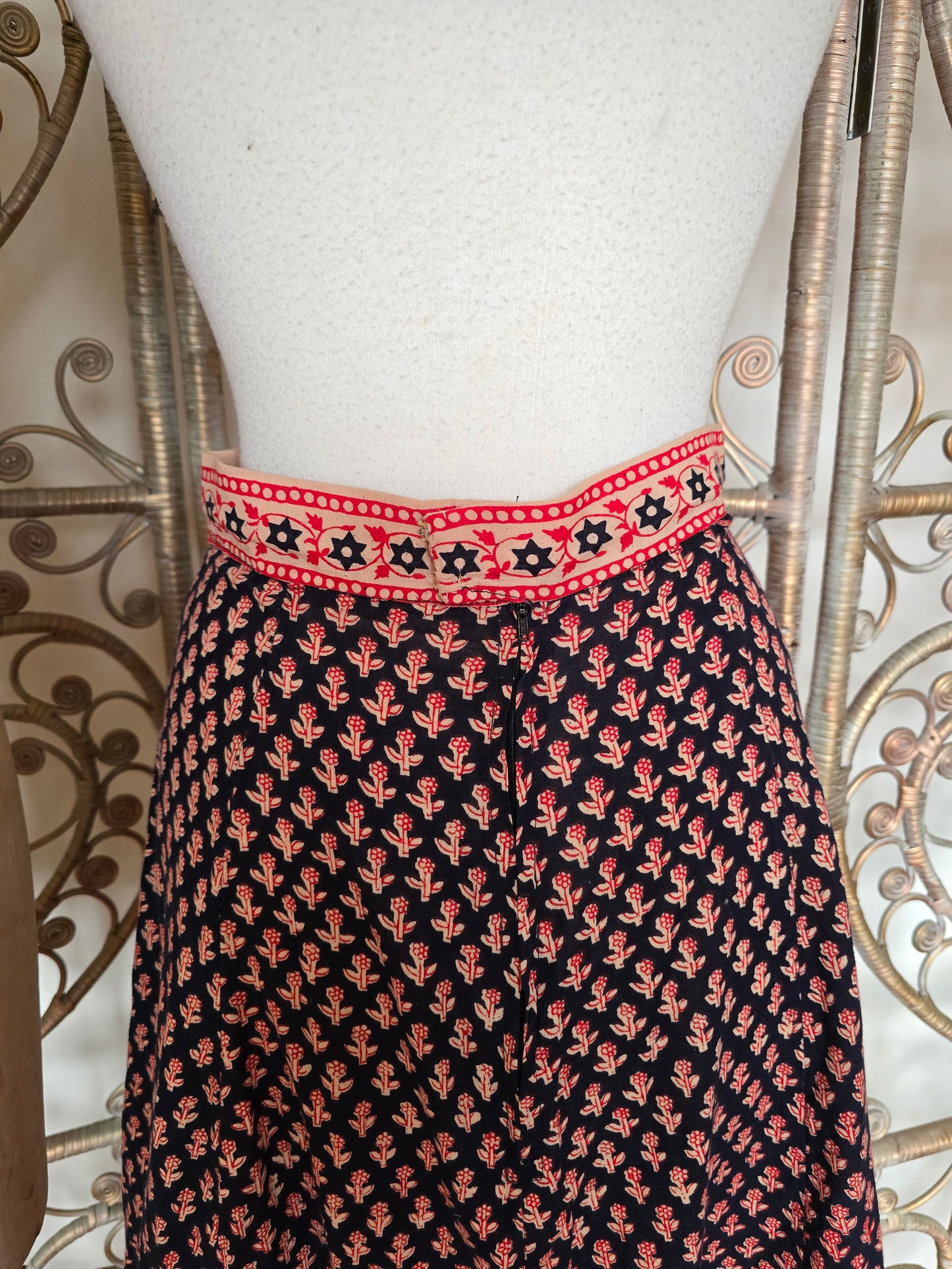 Vintage indian 70s two piece skirt waistcoat