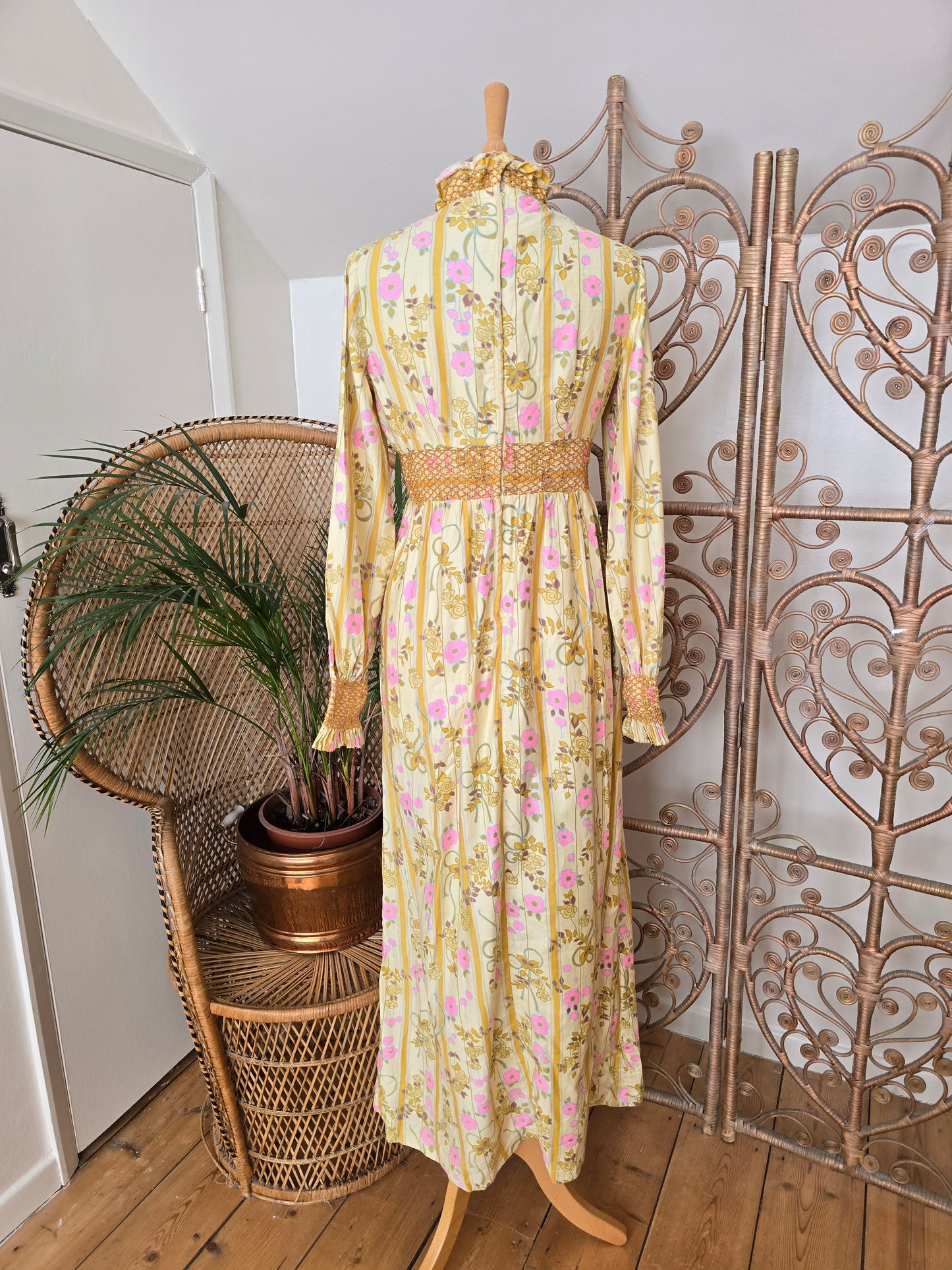 Vintage Richard shops 70s maxi dress