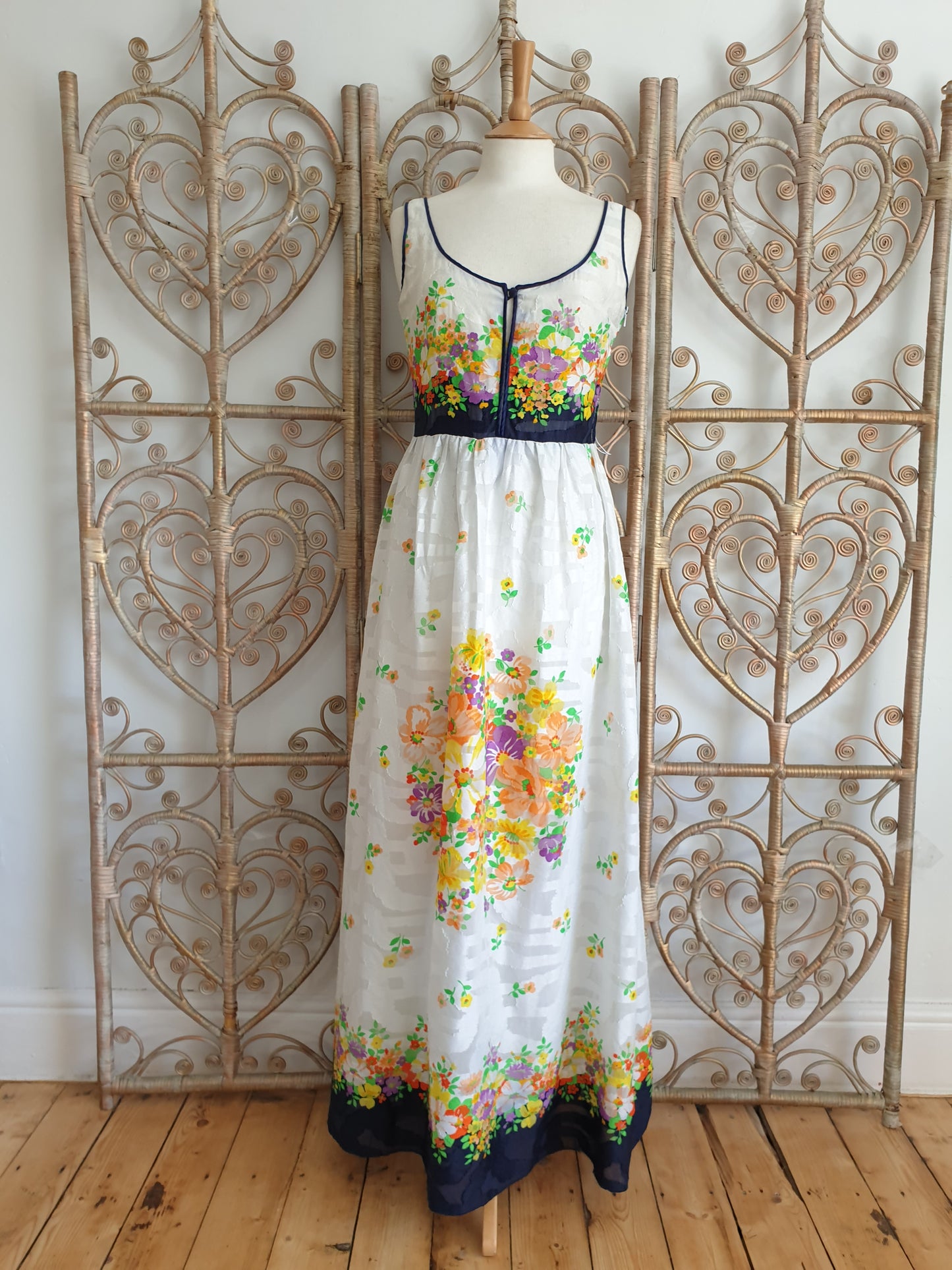 Vintage floral 70s cotton maxi dress S maybe S/M