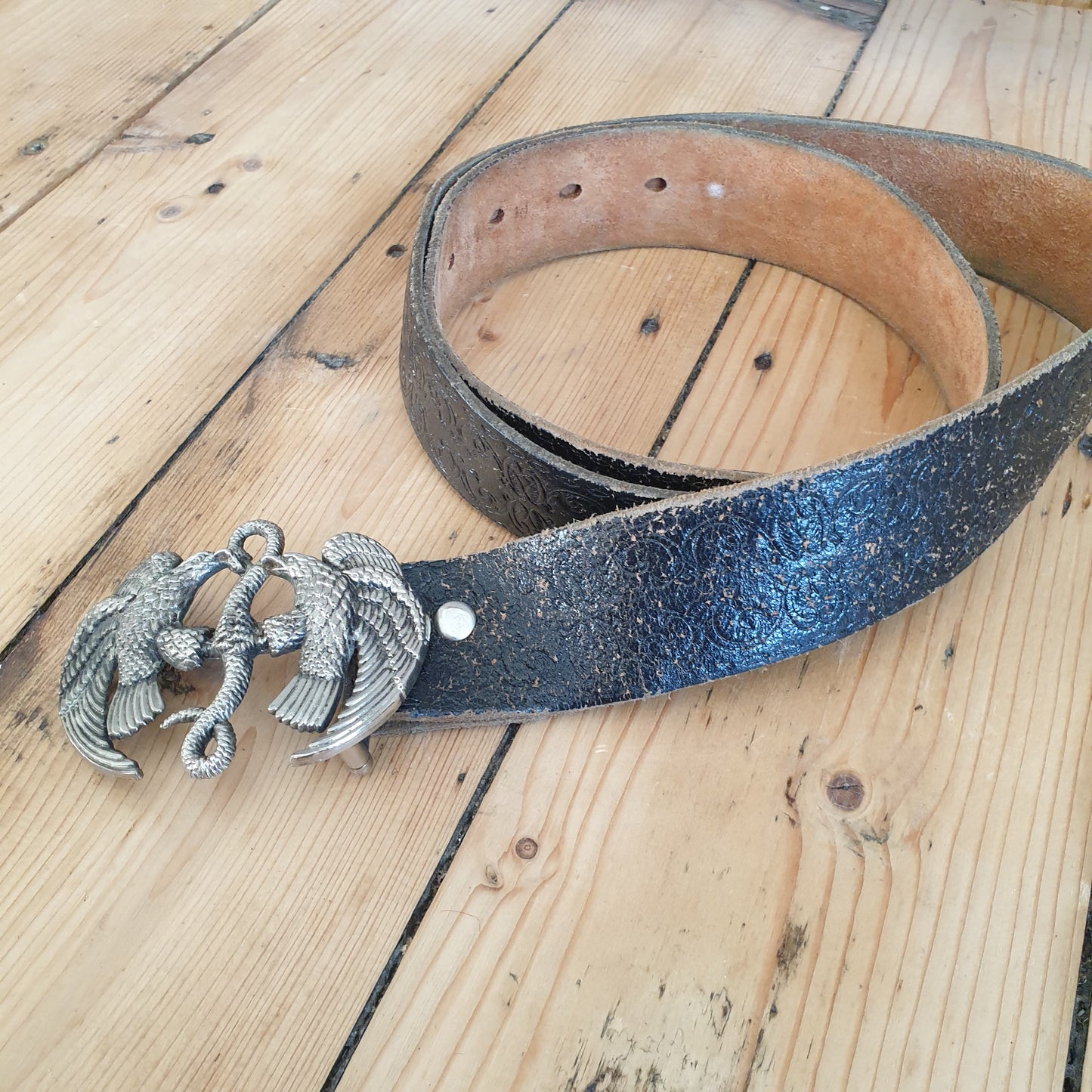 Vintage eagle tooled leather belt 34"-38"