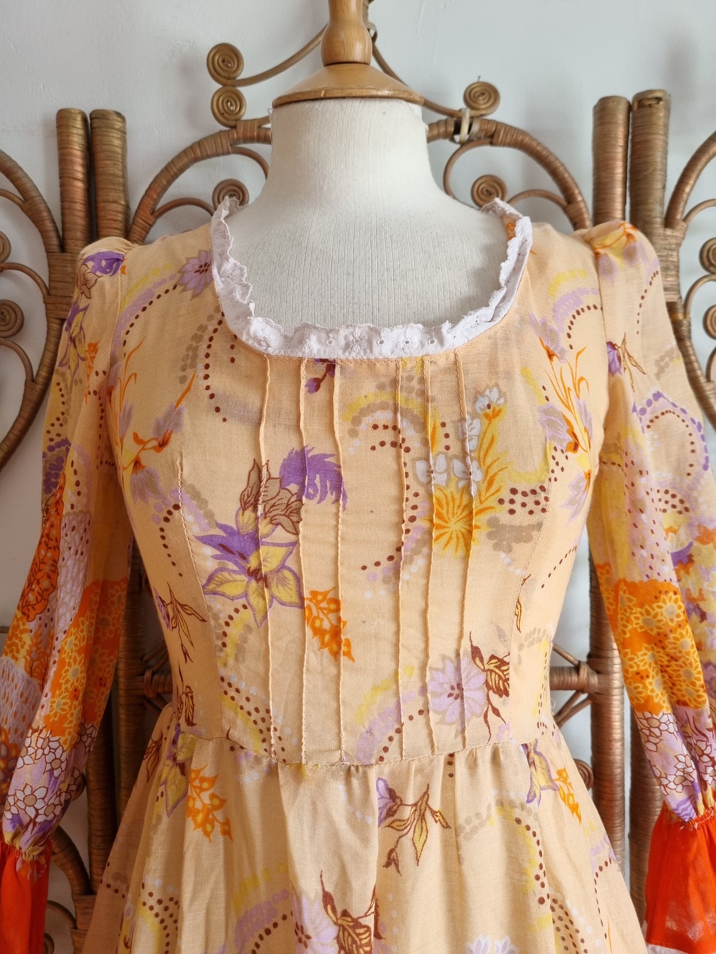 Vintage floral dandi by Berkertex prairie dress S