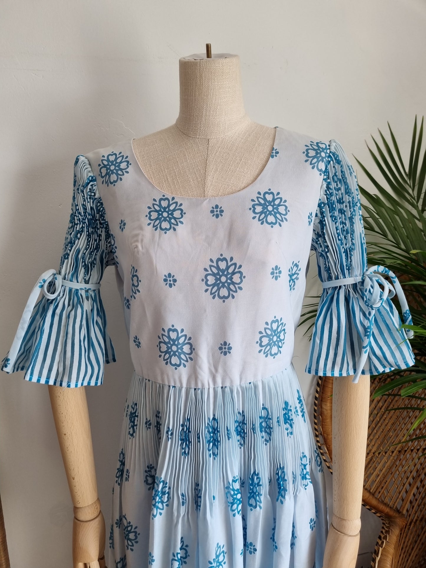 Vintage blue maxi dress S S/M
