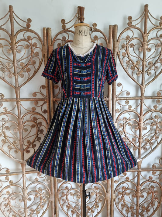 Vintage 50s embroidered dress S