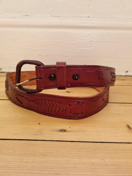 Vintage tooled leather belt 31"-35"