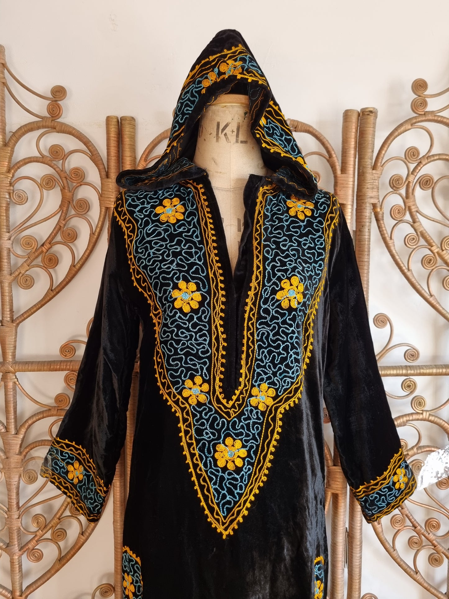 Vintage embroidered velvet Indian kaftan dress S
