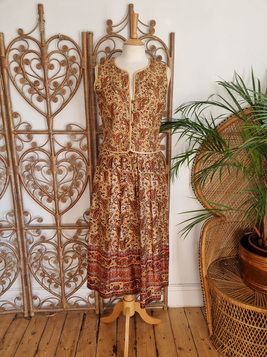Vintage Ritu Kumar silk indian two piece skirt waistcoat